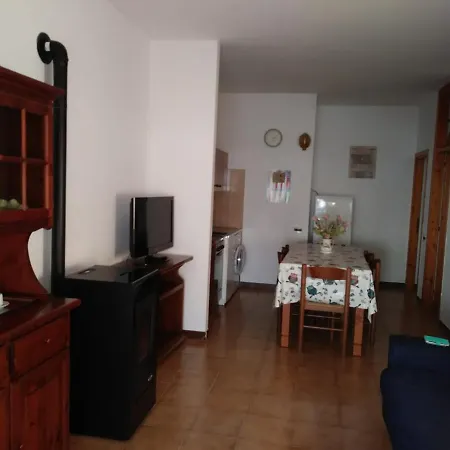 Holiday home Casa Vacanza Con Terrazza E Vista Mare