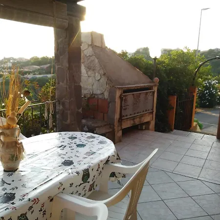 Casa Vacanza Con Terrazza E Vista Mare Holiday home *